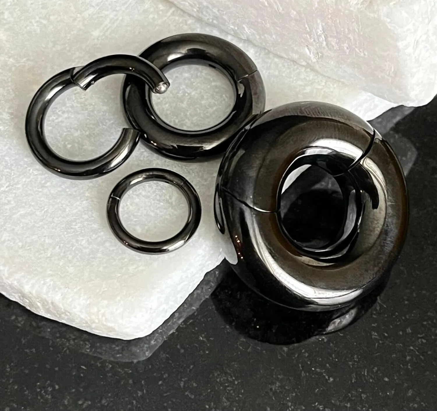 1 Piece Unique Large Gauge Hinged Segment Ring - IMPLANT GRADE TITANIUM - Septum Cartilage Hoop - Body Jewelry