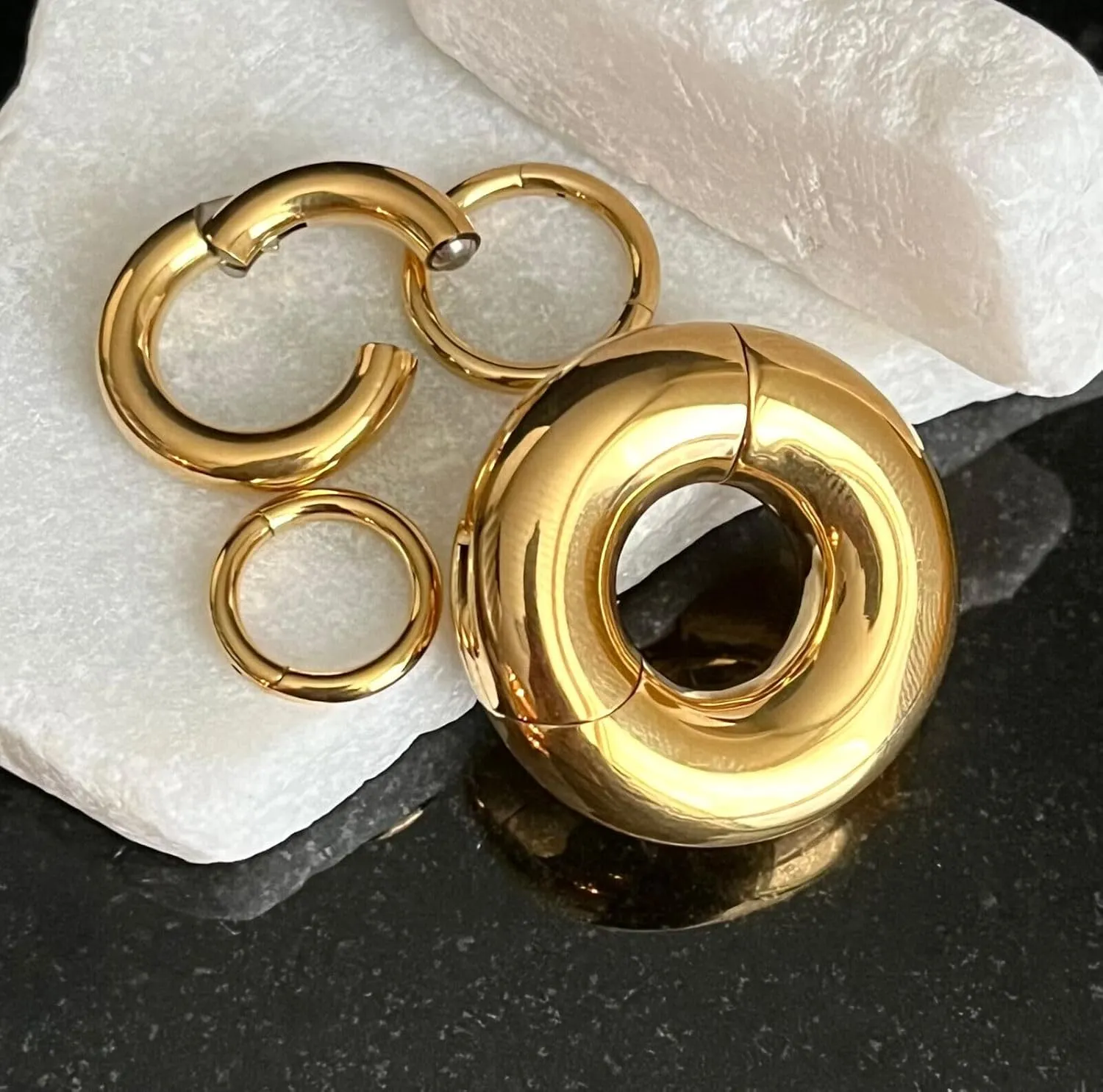1 Piece Unique Large Gauge Hinged Segment Ring - IMPLANT GRADE TITANIUM - Septum Cartilage Hoop - Body Jewelry