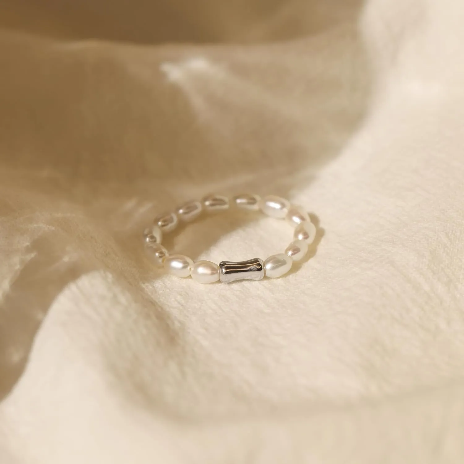 Baroque Pearl Dainty Beaded Rings for Women Stackable Stretch Jewelry Flexible Elastic White Gold Ring Sizes 6-9