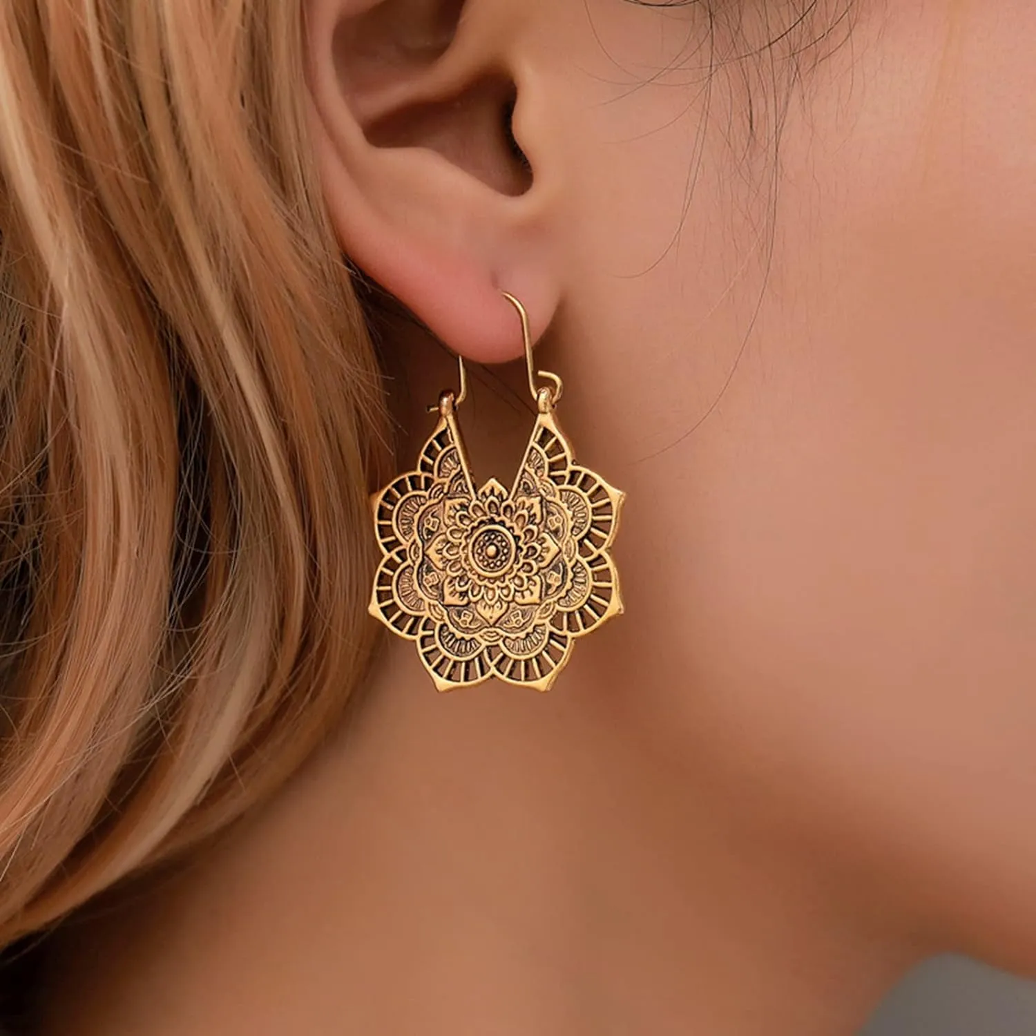 Boho Mandala Flower Earrings Gold Drop Dangle Earrings Retro Tribal Dangle Earrings Statement Nightclub Prom Ethnic Hoop Earrings Jewelry for Women and Girls(Gold)