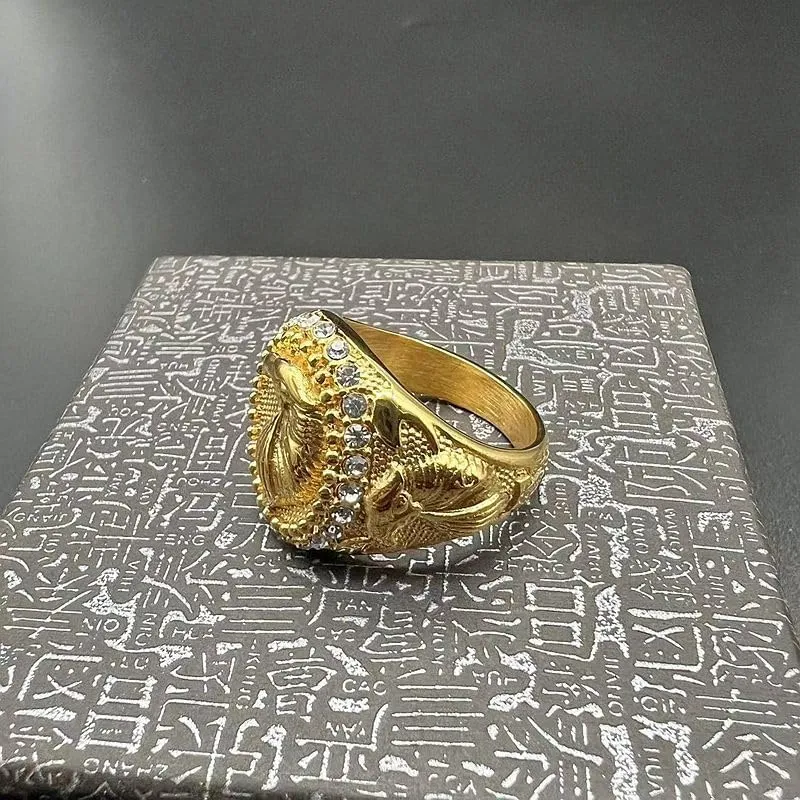 Fanshu Stainless Steel Eagle Head Gold Rings for Men Women Couple Friends Gift Hip Hop Fashion Jewelry Accessories
