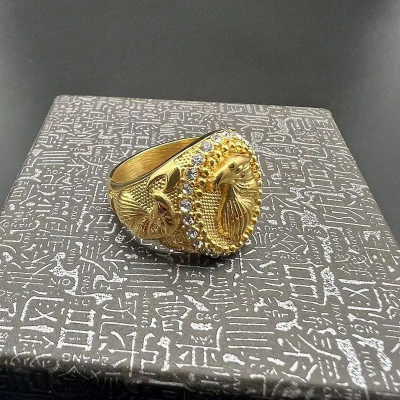 Fanshu Stainless Steel Eagle Head Gold Rings for Men Women Couple Friends Gift Hip Hop Fashion Jewelry Accessories