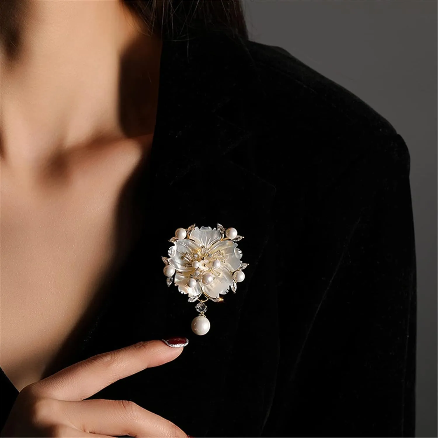 Floral Series Brooch Jewelry For Woman Fashion, Large Costume Broches & Pins Christmas Gift