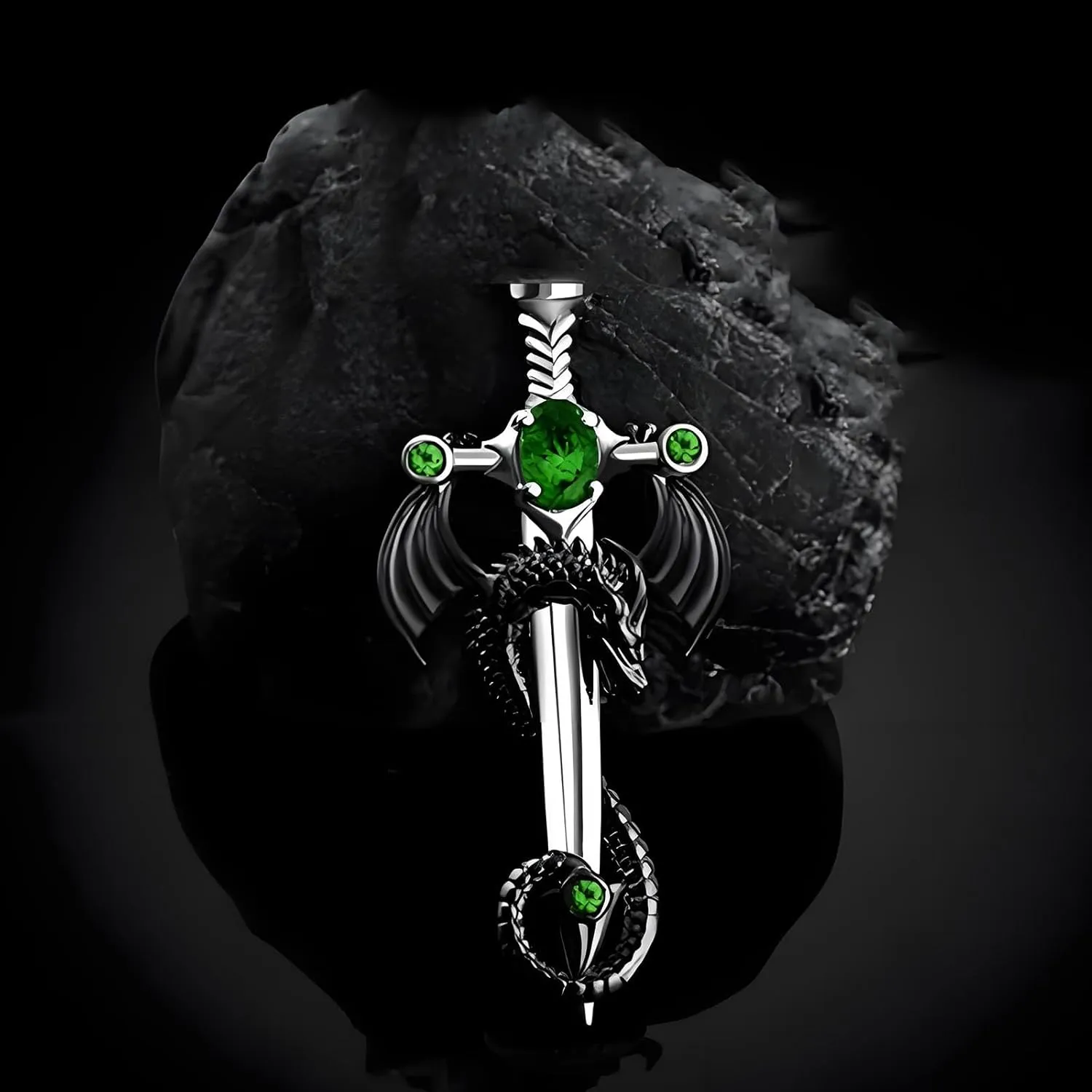 Gothic Dragon Necklace for Men Gothic Cross Necklace Vintage Punk Cross Dragon Wing Necklace Halloween Gothic Dark Style Jewelry Gifts Accessories