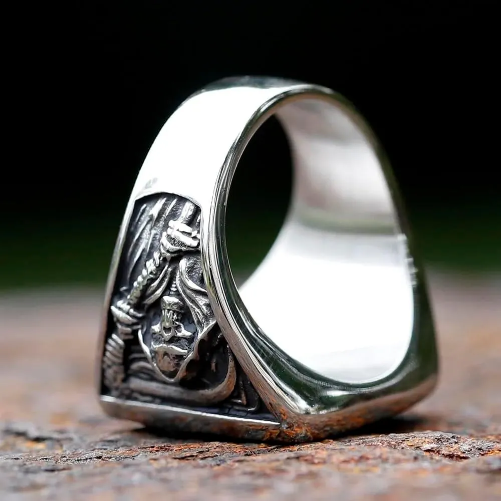 Gothic Skull Ring Stainless Steel Signet Ring for Men Reaper Ring with Hook Design Jewelry Gift