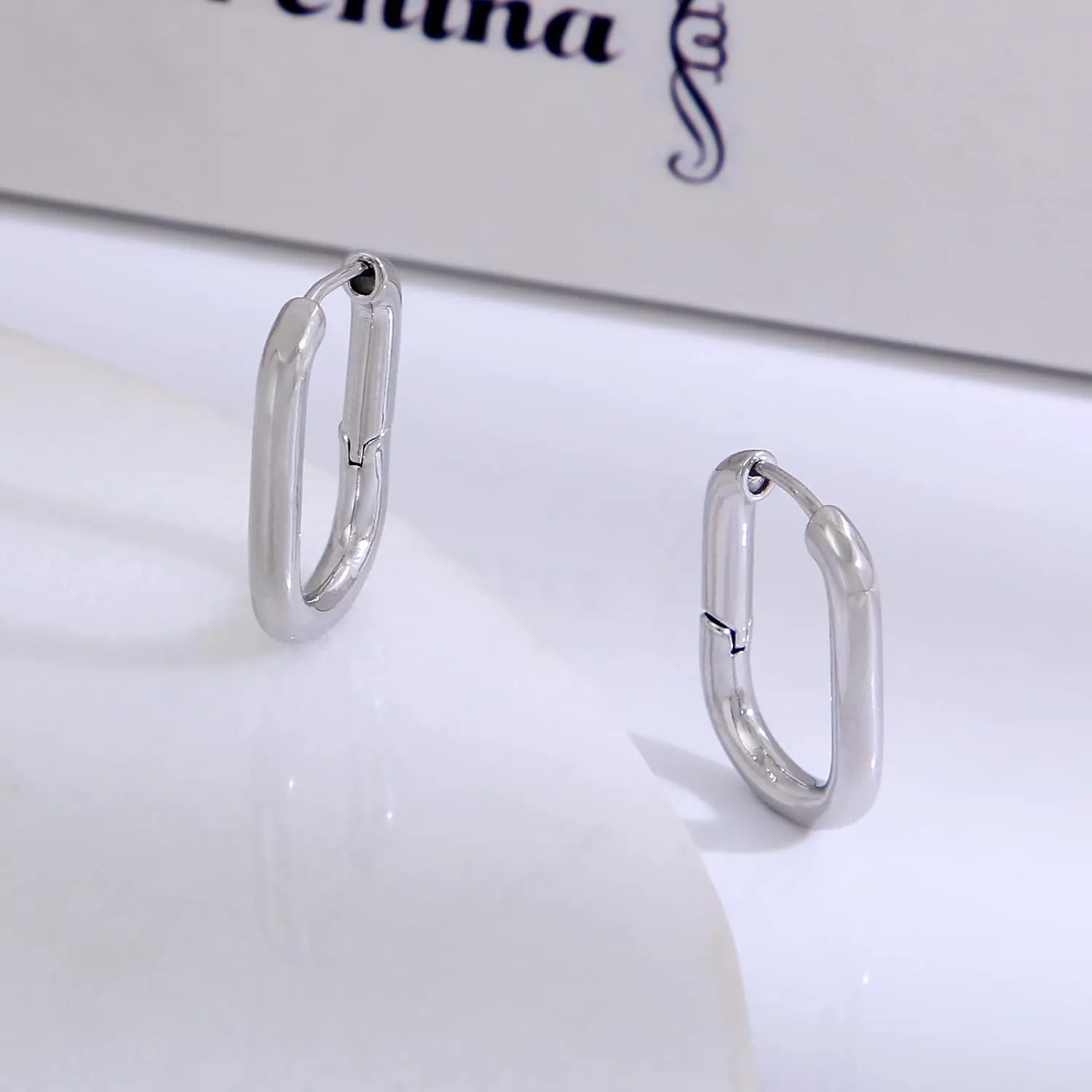 KOMI 18K Gold-plated Zircon Earrings are the Best Gift for Daughters Mothers and Wives