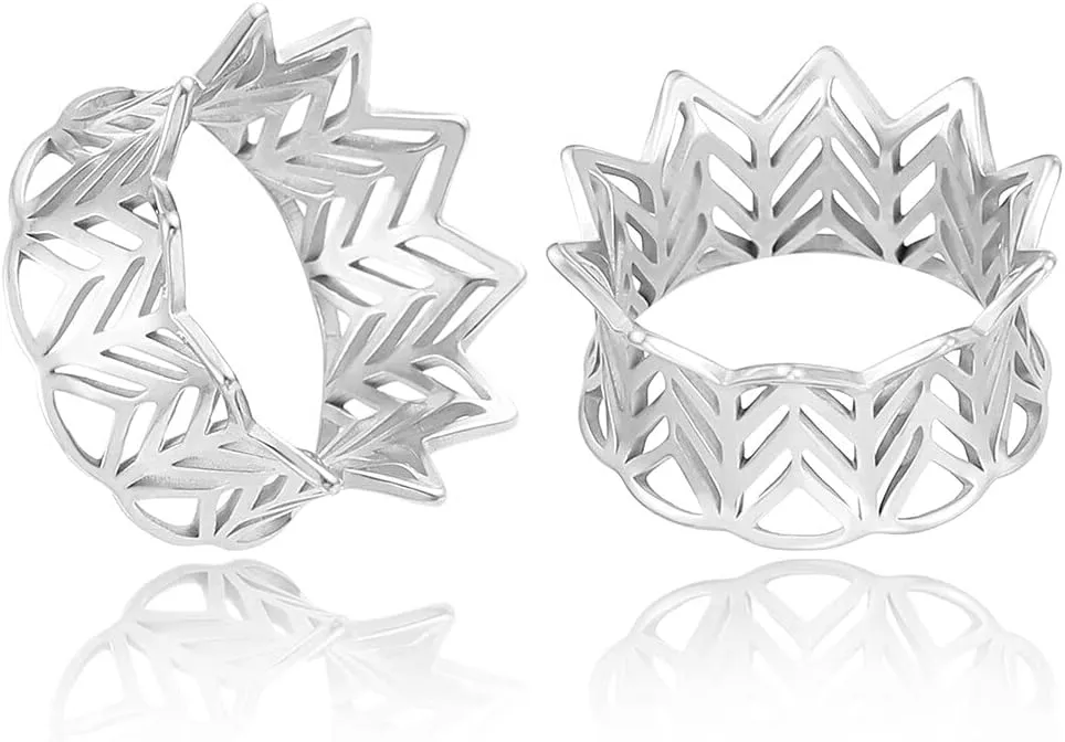 LADEMAYH 2Pcs Hollow Style 1 inch Gauges for Ears, Maple Design Silver 25mm Gauges for Ears, Ventilated Surgical Steel Plugs Tunnels Ear Gauges Earrings Body Jewelry
