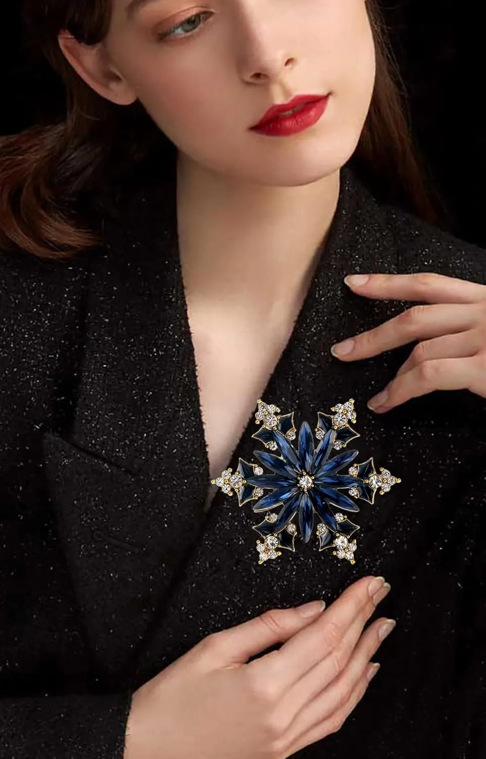 Rhinestone Snowflake Brooch for Women Colorfu Crystal Winter Snowflake Flower Brooch Pin Christmas Brooch Pins Elegant Clothing Hat Bag Skirt Accessories Christmas Halloween Birthday Party Costume Jewelry