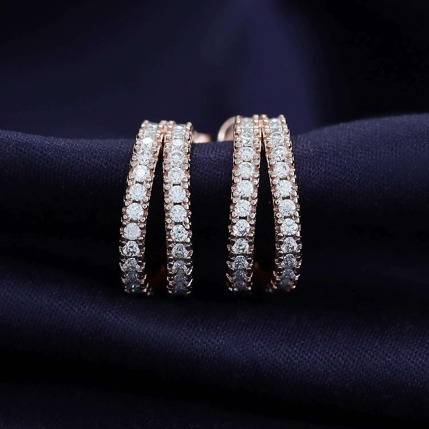 SAVEARTH DIAMONDS 18k Gold Plated Sterling Silver Post Split Huggie Hoop Earrings, 0.75 Carat (ctw) Moissanite Diamond Hoop Earrings for Women | Jewelry Gifts For Her (3/4 Ctw)