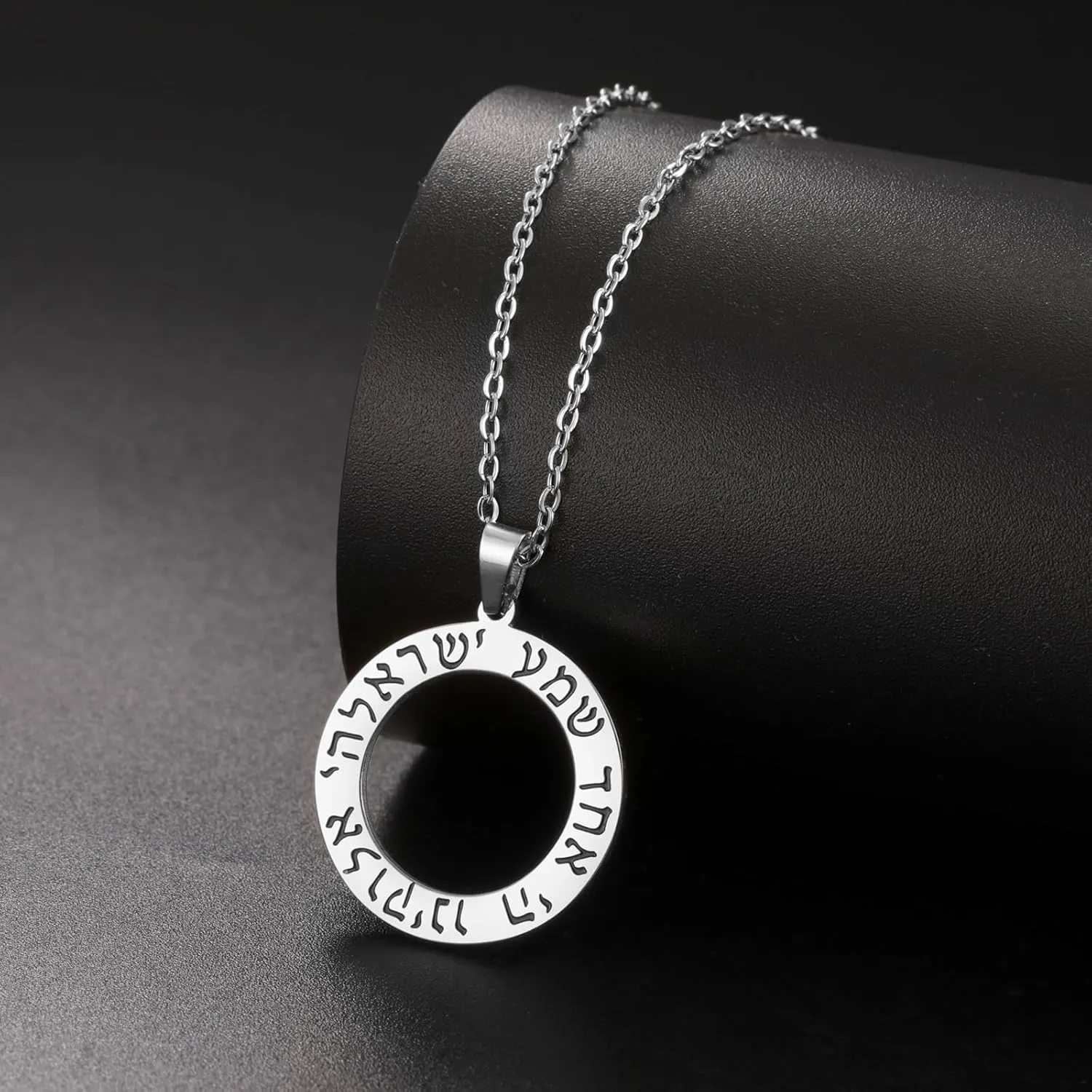 VASSAGO Hebrew Prayer Necklace for Women Men Stainless Steel Shema Yisrael Star of David Pendant Jewish Religious Blessing Jewelry
